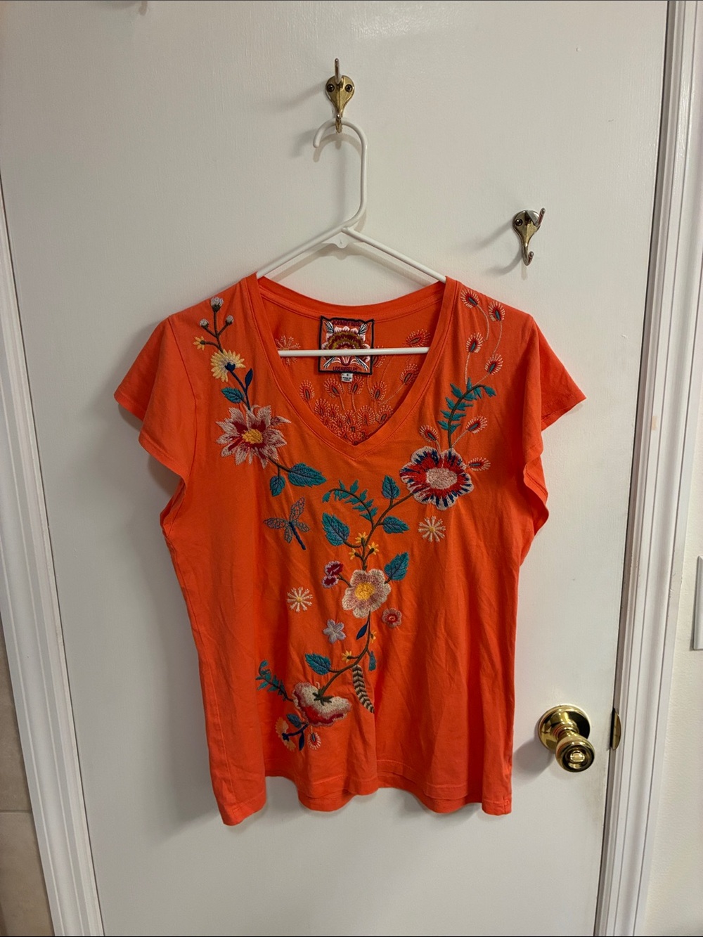 Johnny Was Orange V-Neck Floral Embroidered Top Sz S-100% Cotton